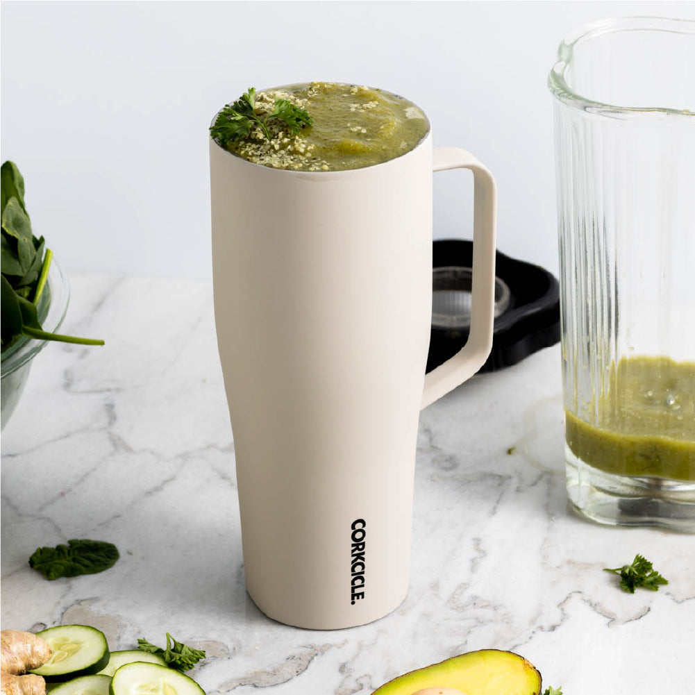 cold-cup-xl-z4 588f4a27c4cf--2230CLT-lifestyle.jpg