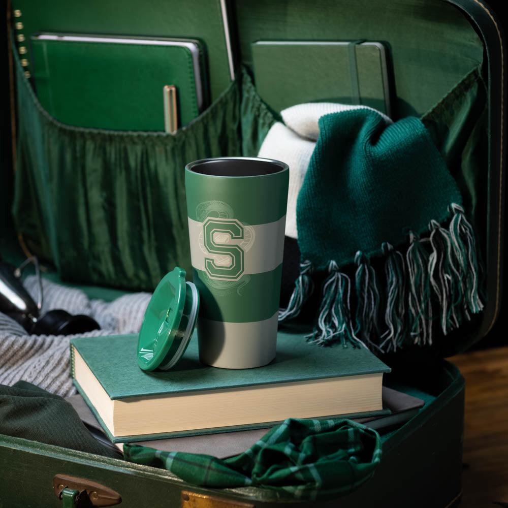harry-potter-tumbler-g6 84ce9e4c9c5c--HarryPotter-Slytherin-4.jpg